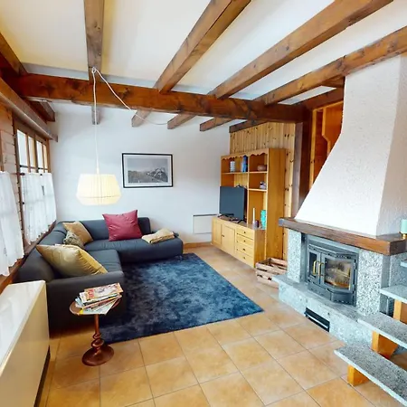 Tschuggen Tu78 בקתה